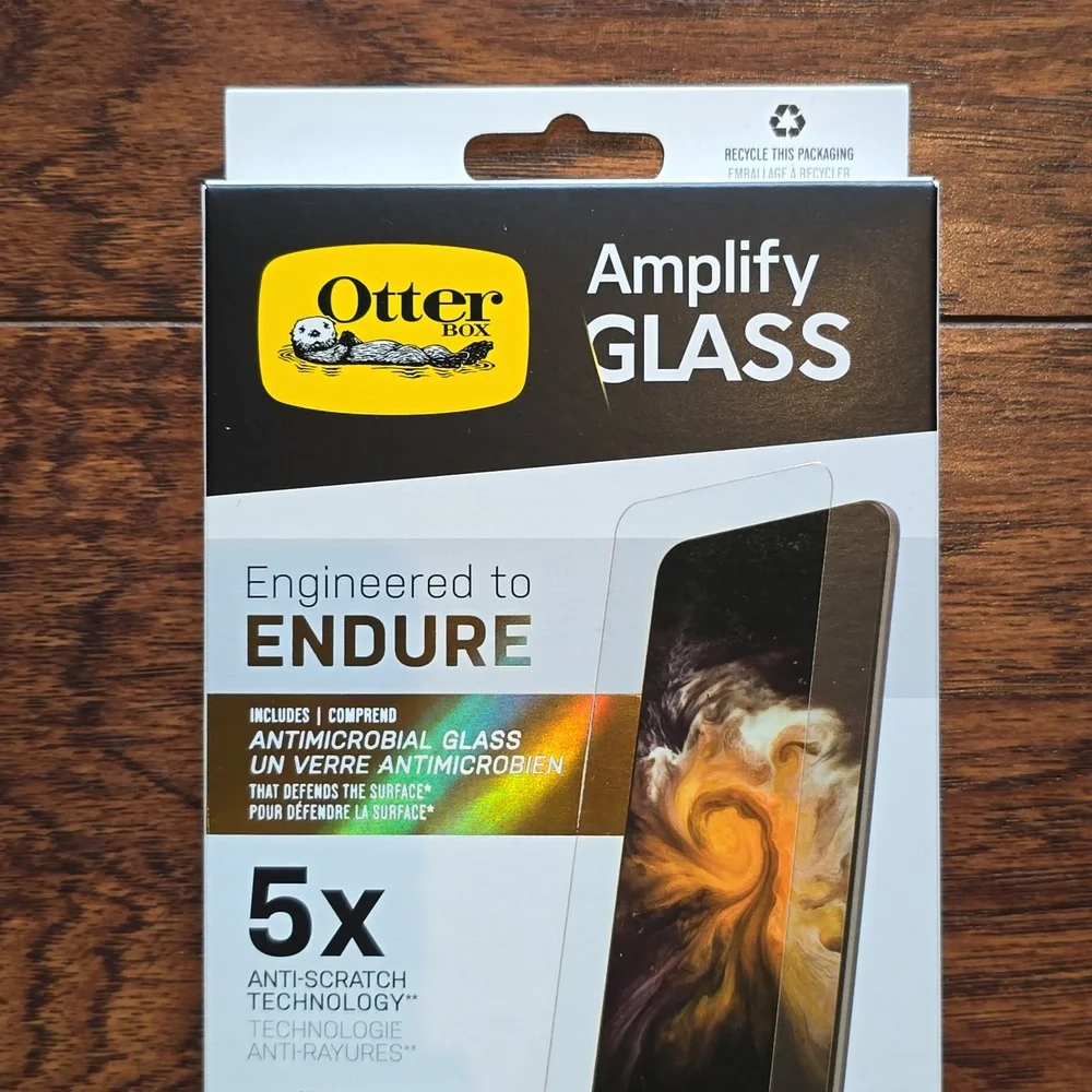 Otter Box Amplify Glass